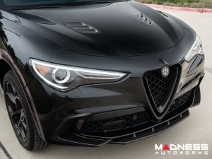 Alfa Romeo Stelvio Hood Air Vent Trim Kit - Quadrifoglio - Carbon Fiber Alfa Romeo Stelvio Hood Air Vent Trim Kit - Quadrifoglio - Carbon Fiber